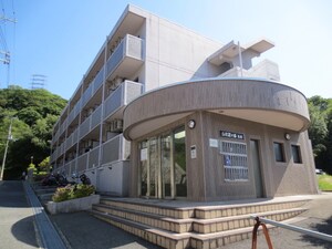 ルミエール名谷外観写真