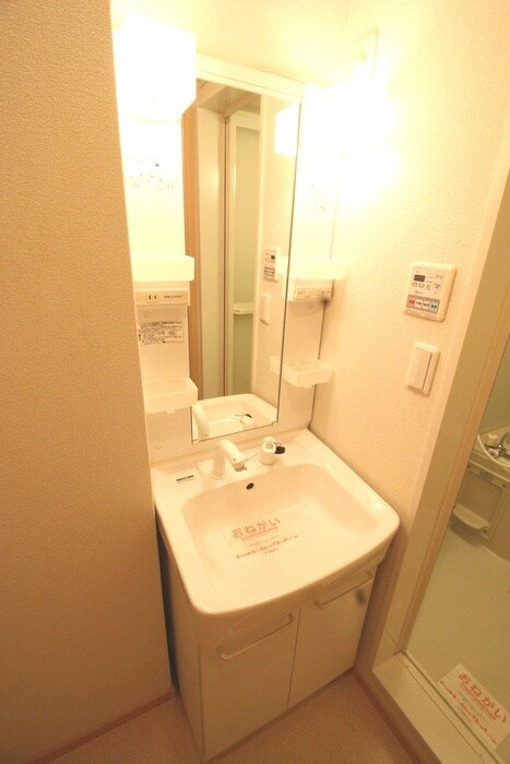 物件内観写真11　(洗面)