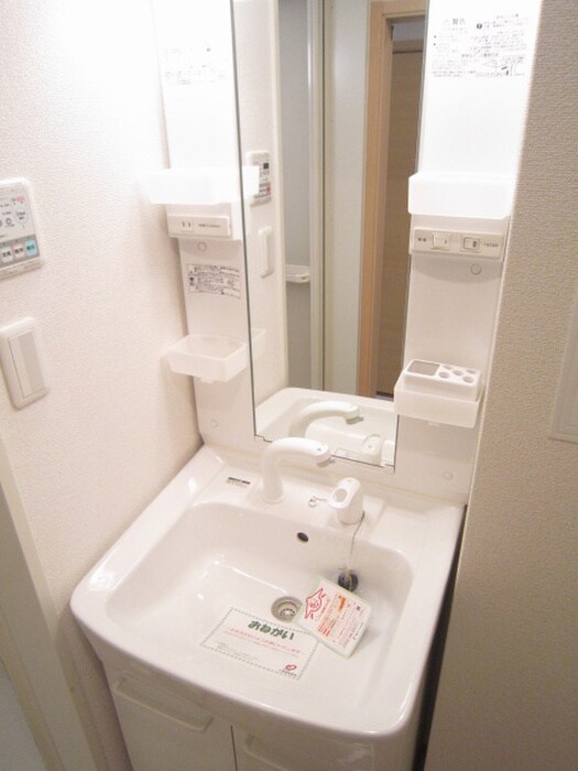 物件内観写真15　(洗面)