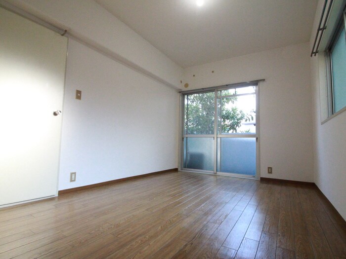 物件内観写真15　(居室)
