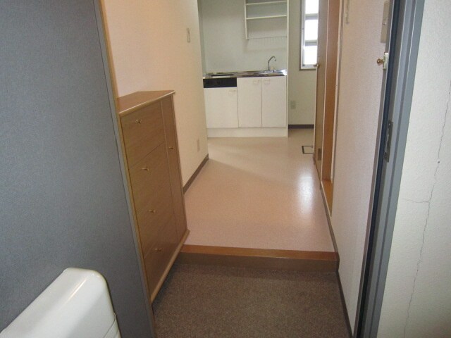 物件内観写真15　(玄関)