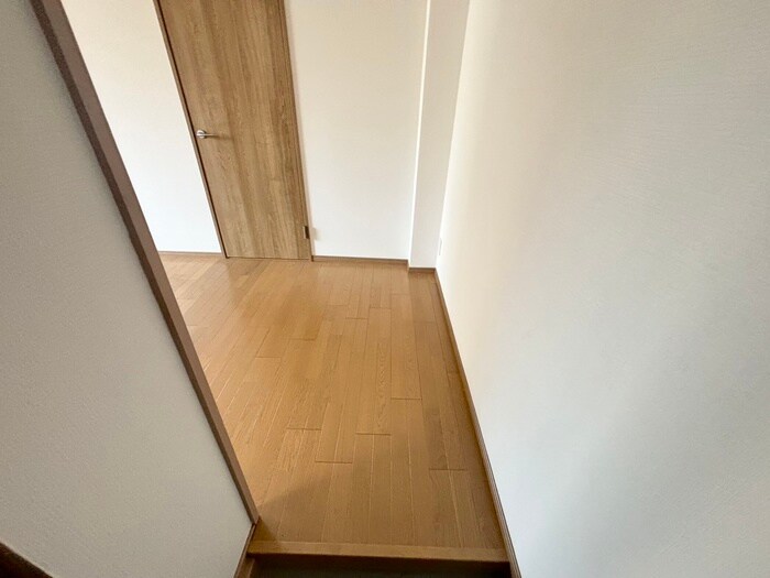 物件内観写真14　(廊下)