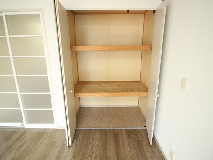 物件内観写真9　(収納)