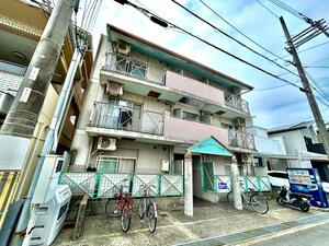 ﾋﾞｽﾀ蔵垣内外観写真