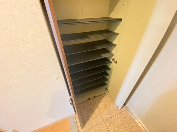 靴箱