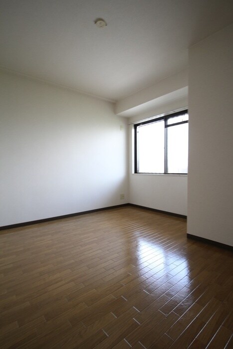 物件内観写真13　(居室)