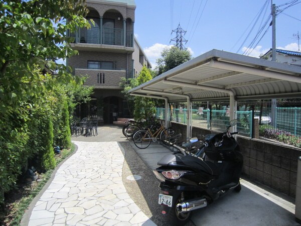 駐輪場