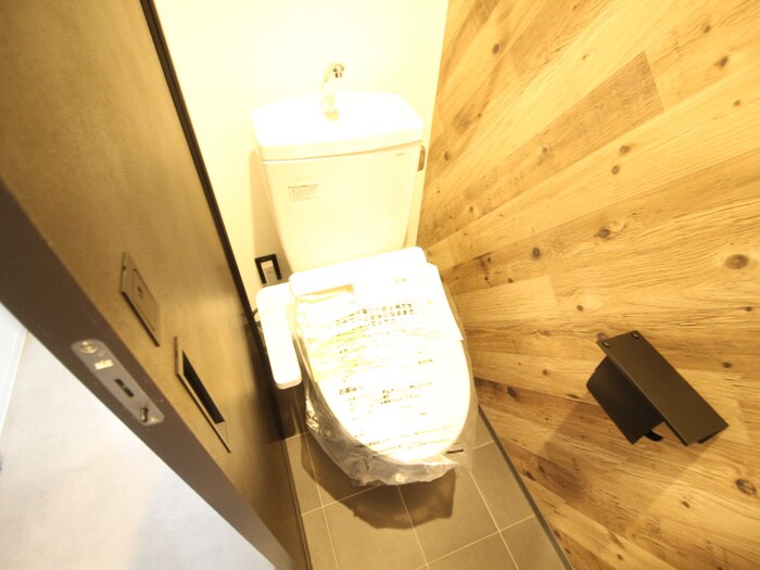 物件内観写真10　(トイレ)