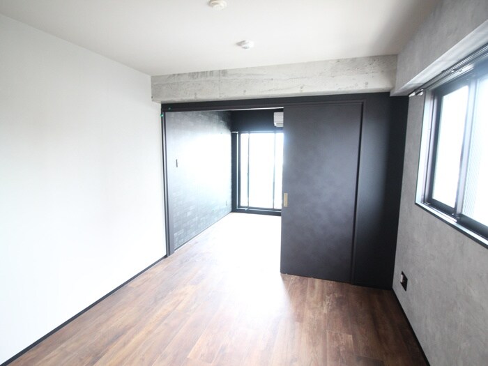 物件内観写真12　(居室)