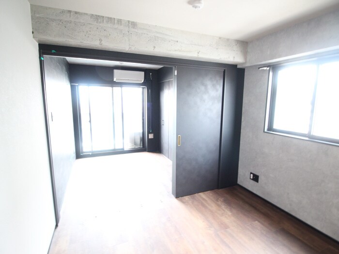 物件内観写真13　(居室)