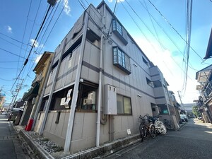 プレイス朱雀外観写真