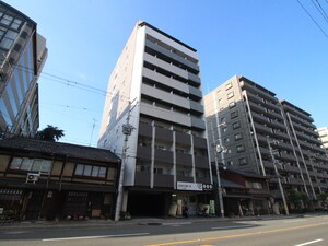 ＹｓＦｌａｔｓ西陣外観写真