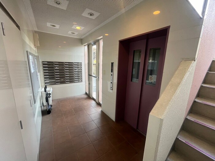 物件外観写真6　(駐車場)