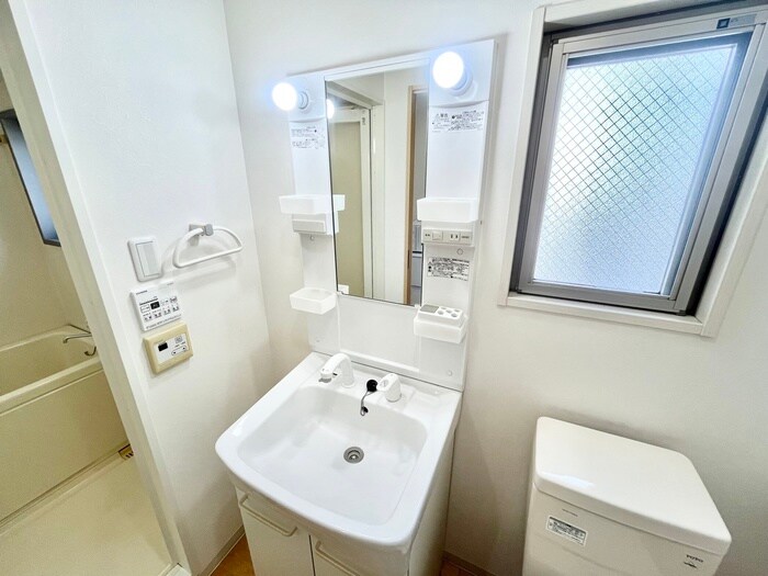 物件内観写真14　(洗面)