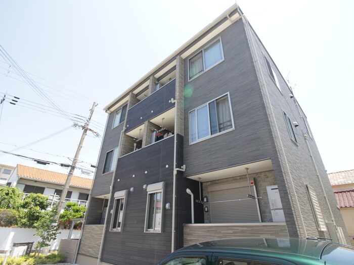 物件外観写真1　(外観写真)