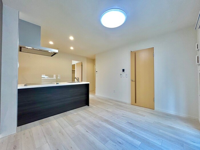 物件内観写真11　(居室)