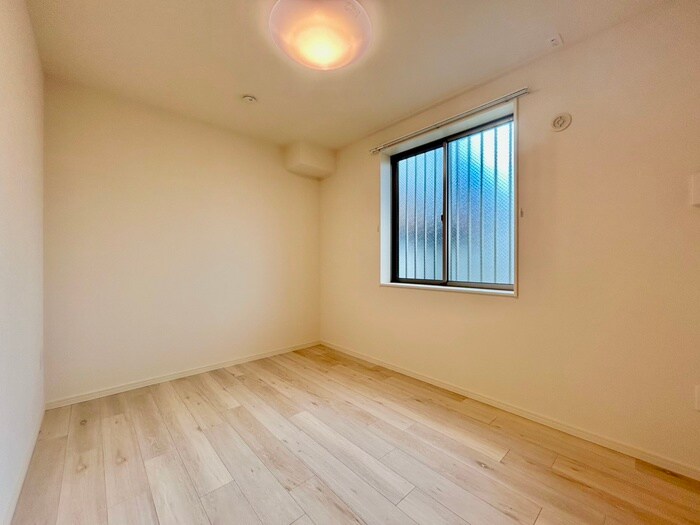 物件内観写真12　(居室)