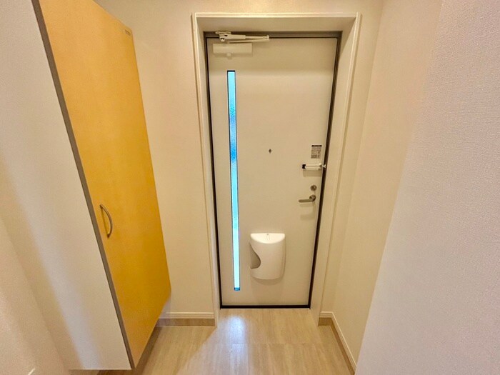 物件内観写真19　(玄関)