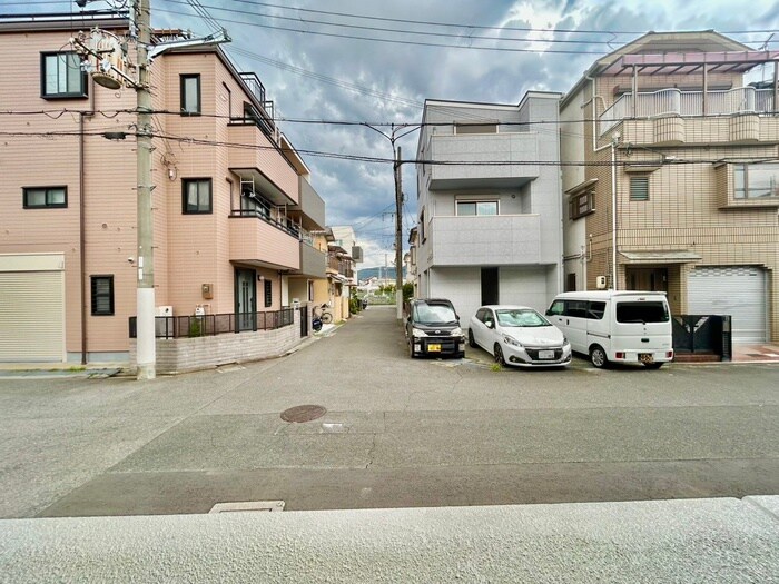 物件内観写真22　(室内からの展望)