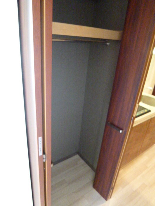 物件内観写真7　(収納)