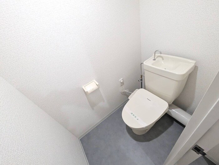 物件内観写真10　(トイレ)