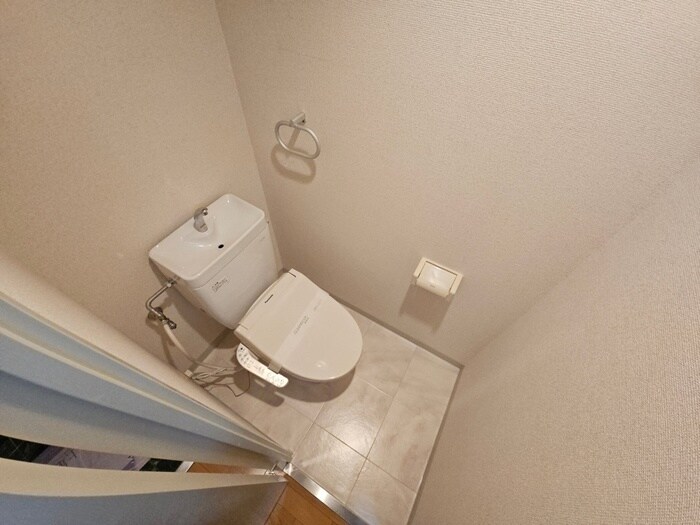 物件内観写真11　(トイレ)