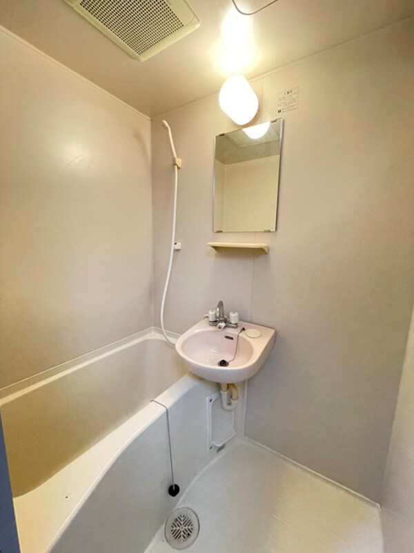 バス／シャワールーム等