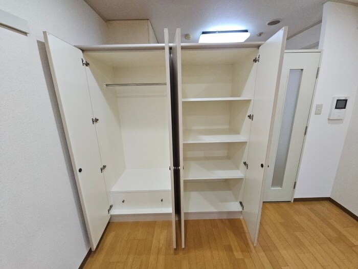 物件内観写真15　(収納)
