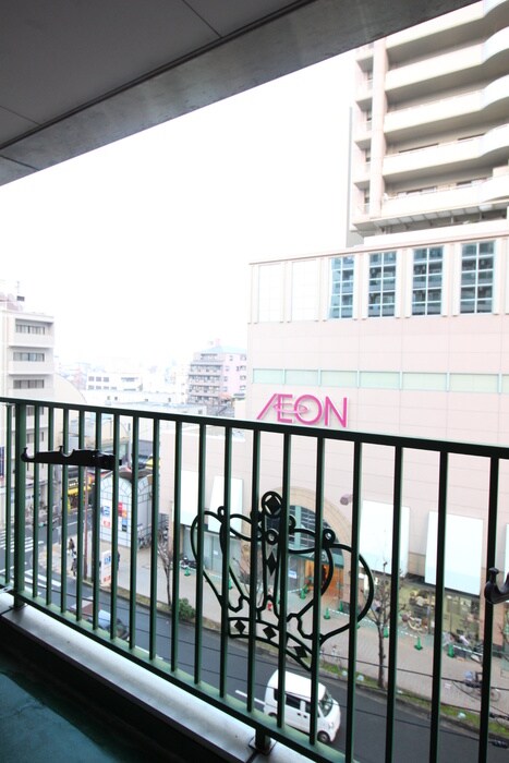 物件内観写真17　(室内からの展望)