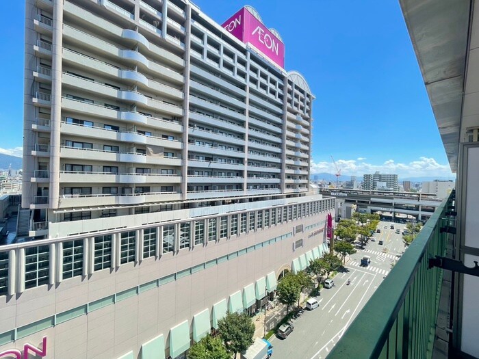 物件内観写真22　(室内からの展望)