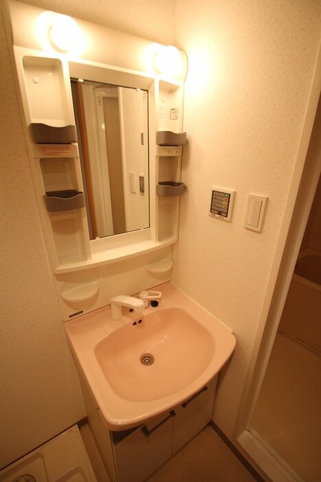 物件内観写真10　(洗面)