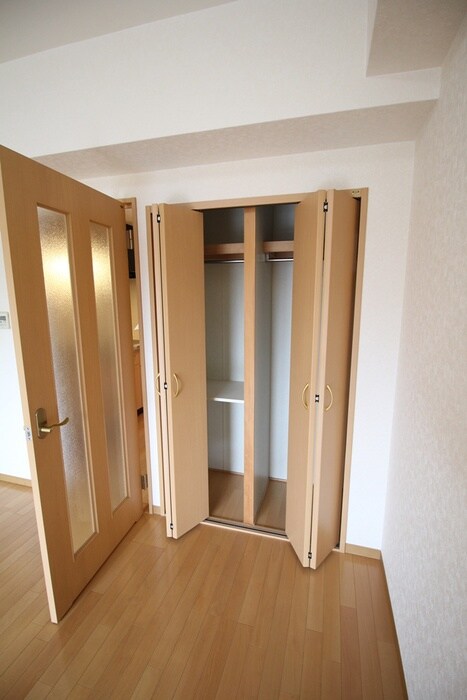 物件内観写真15　(収納)