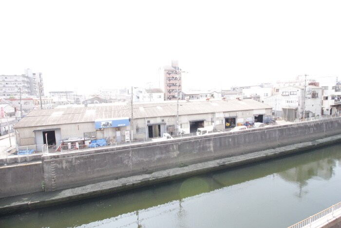 物件内観写真22　(室内からの展望)