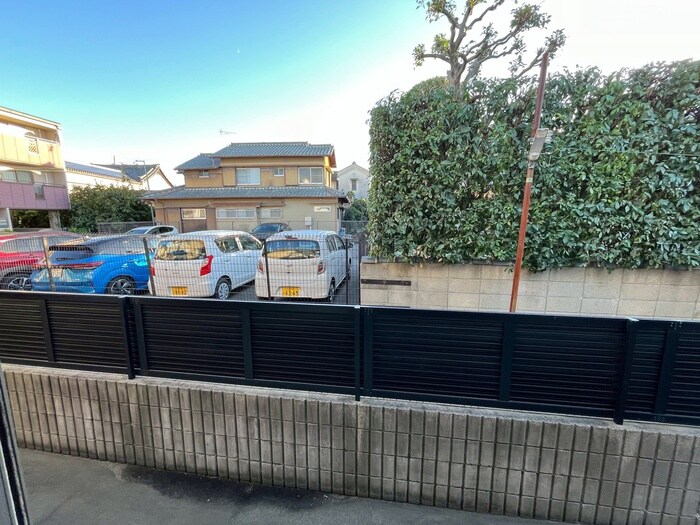 物件内観写真22　(室内からの展望)