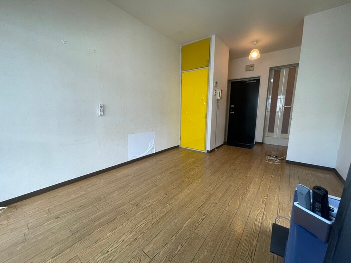 物件内観写真3　(居室)