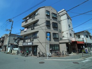吉元ハイツ外観写真