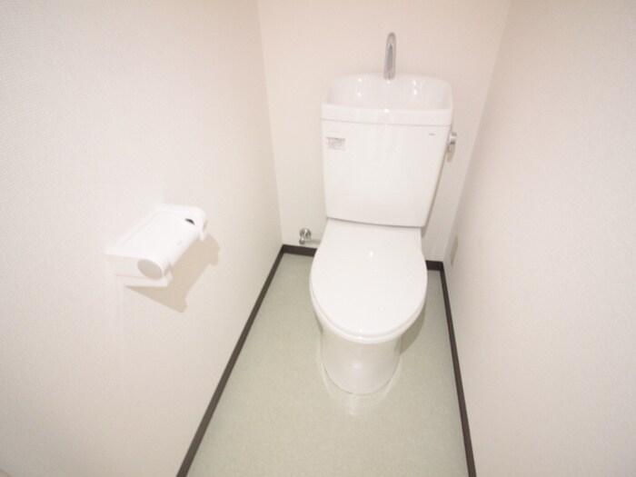 物件内観写真15　(トイレ)