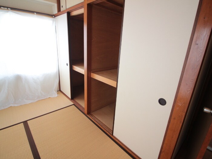 物件内観写真21　(収納)