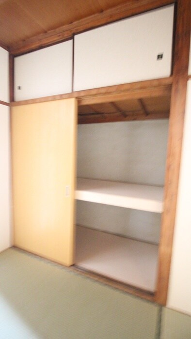 物件内観写真12　(収納)