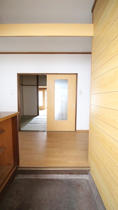 物件内観写真17　(廊下)