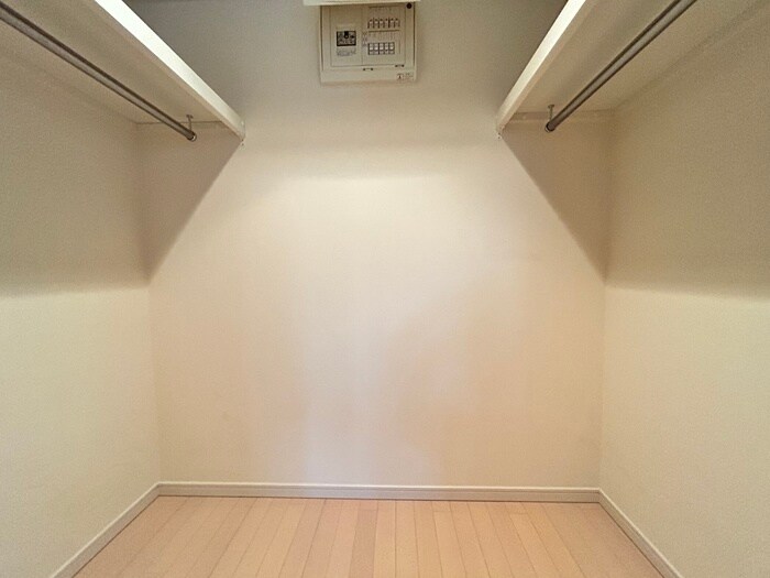 物件内観写真15　(収納)