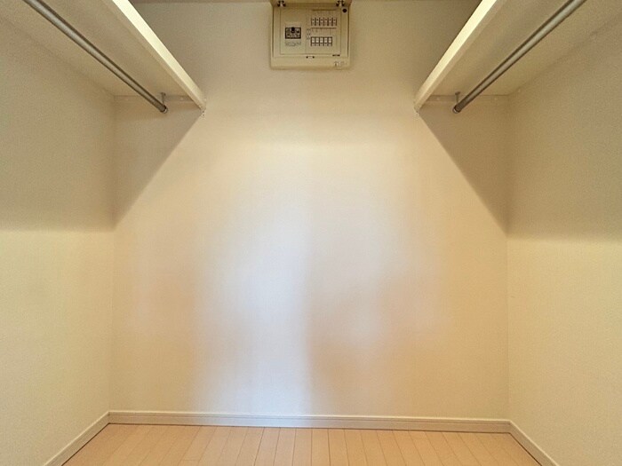 物件内観写真15　(収納)