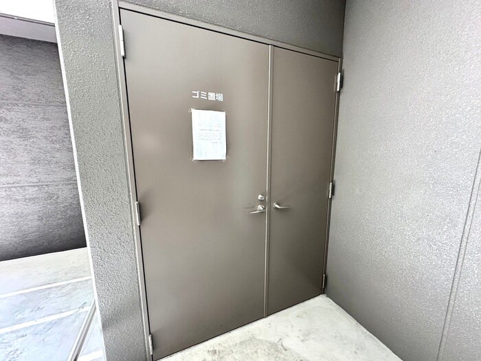 物件外観写真6　(建物設備)