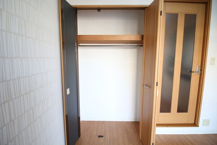 物件内観写真12　(収納)