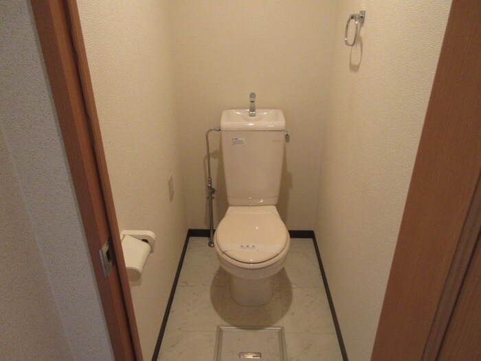 物件内観写真13　(トイレ)