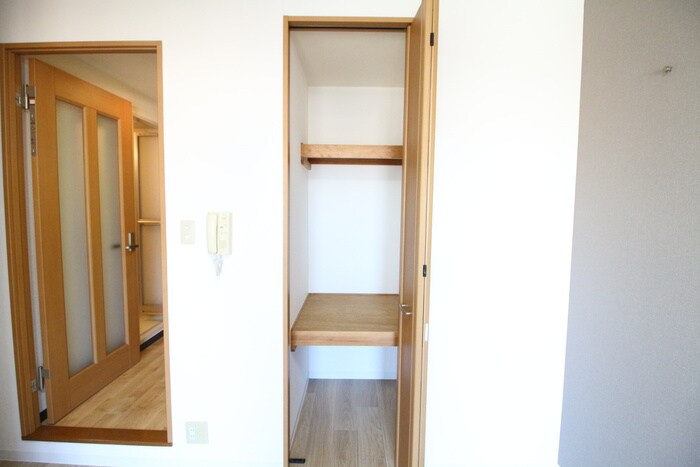 物件内観写真20　(収納)