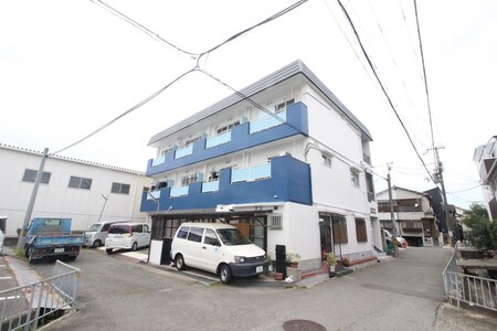 ウエストヒルズ外観写真