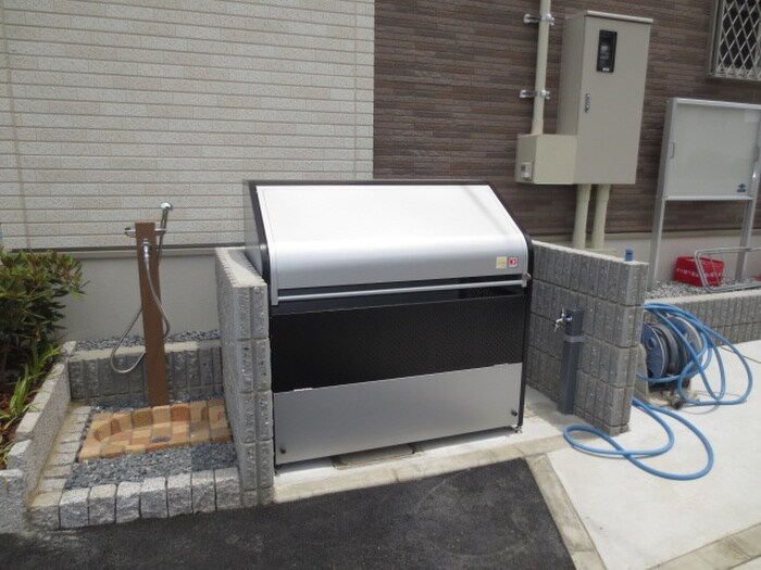 物件外観写真6　(建物設備)