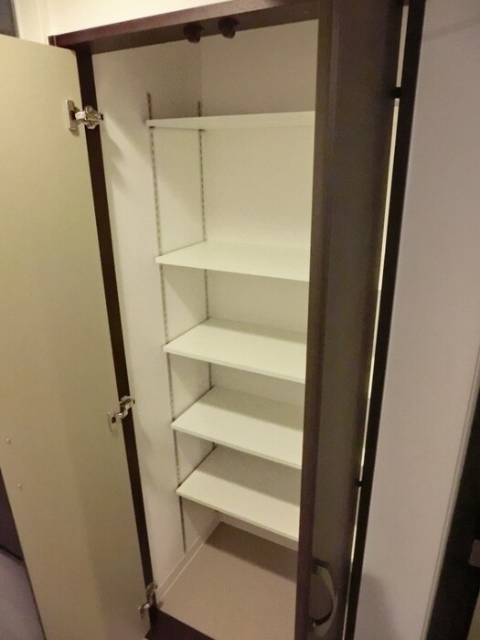 物件内観写真14　(靴箱)