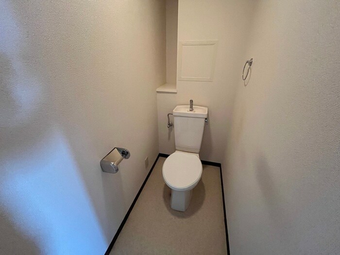 物件内観写真11　(トイレ)